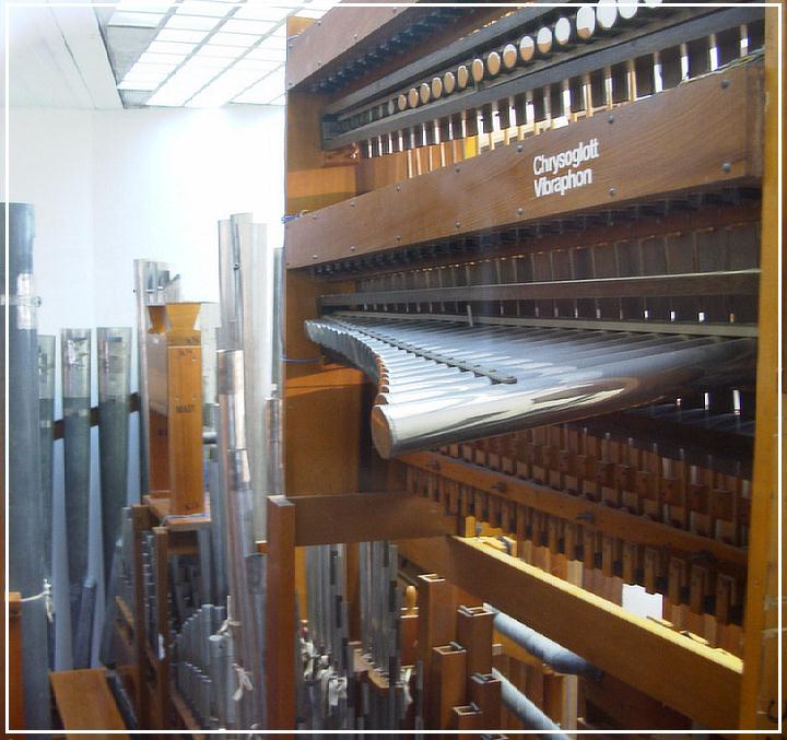 Die 'Mighty WurliTzer' Theaterorgel im Musikinstrumenten-Museum Berlin - ©twhk